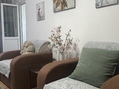 Militari (str. Dezrobirii, 6-7 min. de metrou Gorjului)